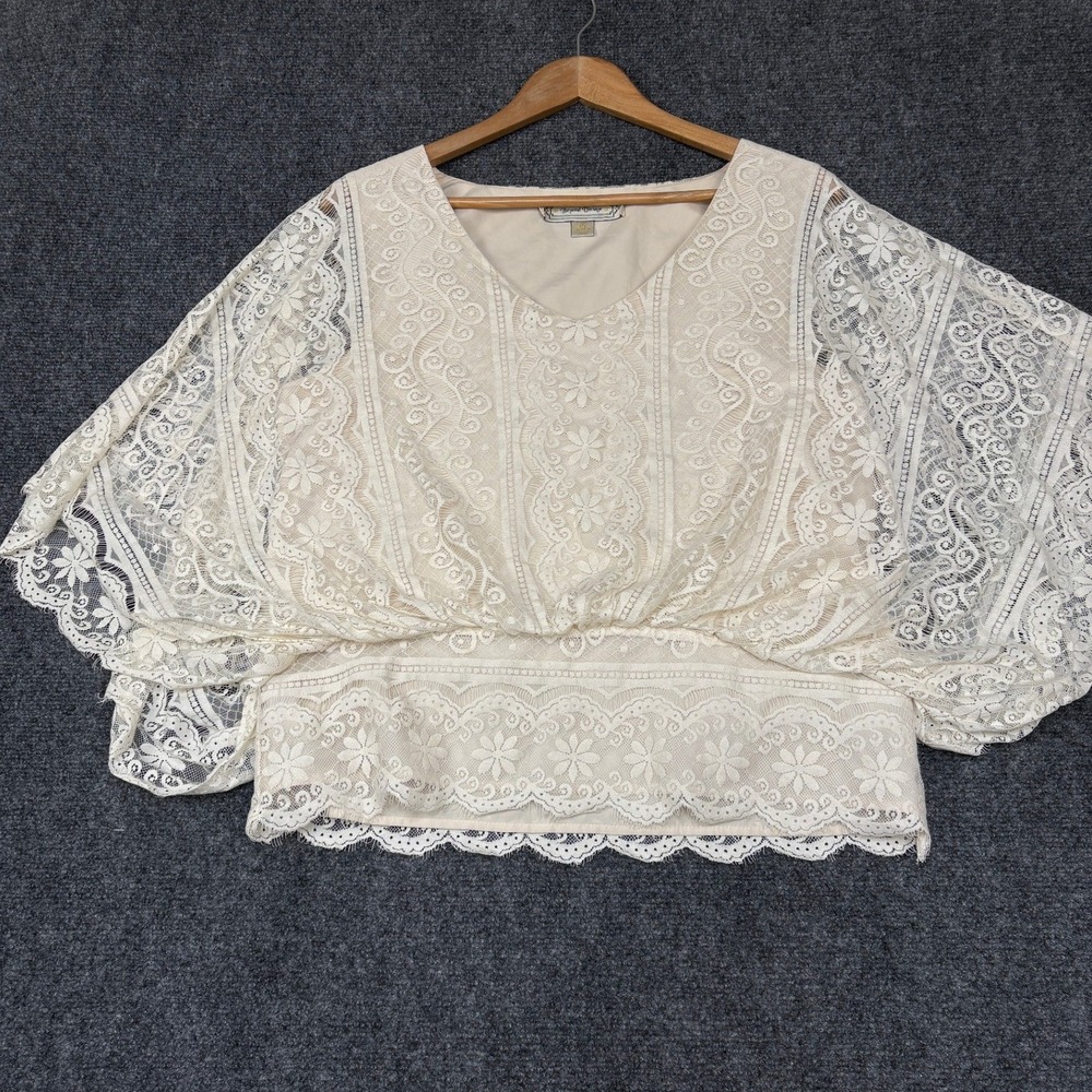 Beyond Vintage Lace Flutter Sleeve Top Womens XL Cream Excellent V-Neck Boho